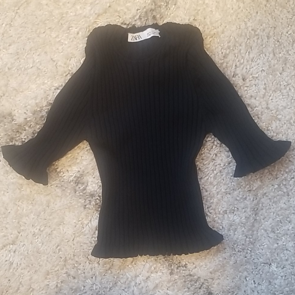 Top/blouse - Picture 2 of 3